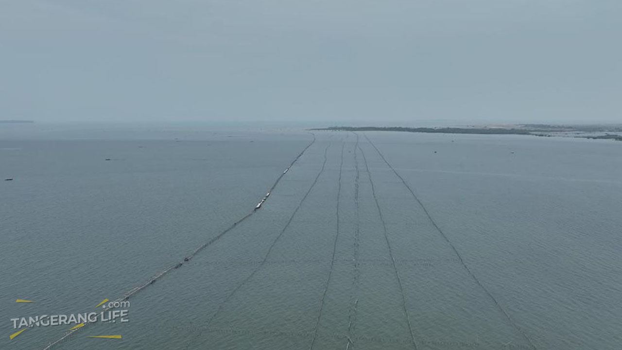 Misteri Pembangunan Pagar Laut di Tangerang Sepanjang 30 Km