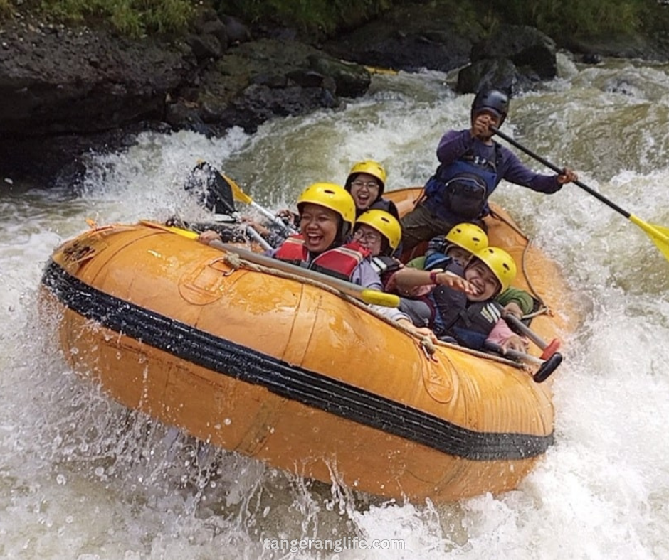 Nikmati Rafting Sungai Cisadane Pengalaman Tak Terlupakan